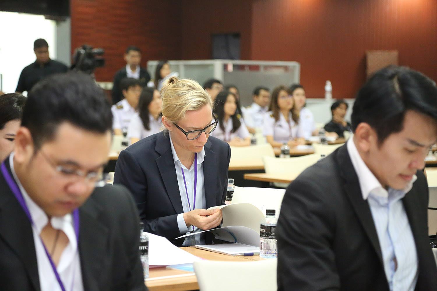 09.jpg