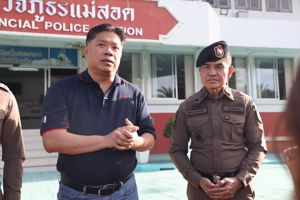 สำนักงาน กสทช. ตรวจเข้มพื้นที่แนวตะเข็บชายแดน ลงพื้นที่ จ. ตาก รอบสอง ติดตามลักลอบลากสายสัญญาณโทรคมนาคมข้ามฝั่งประเทศเพื่อนบ้าน เตือนประกอบกิจการโดยไม่ได้รับอนุญาตต้องโทษหนัก