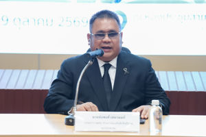กสทช. ต่อพงศ์ เสลานนท์ เป็นประธานในพิธีเปิดการประชุม