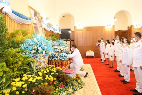 สำนักงาน กสทช. ลงนามถวายพระพรชัยมงคล เนื่องในโอกาสวันเฉลิมพระชนมพรรษาสมเด็จพระนางเจ้าสิริกิติ์ พระบรมราชินีนาถ พระบรมราชชนนีพันปีหลวง