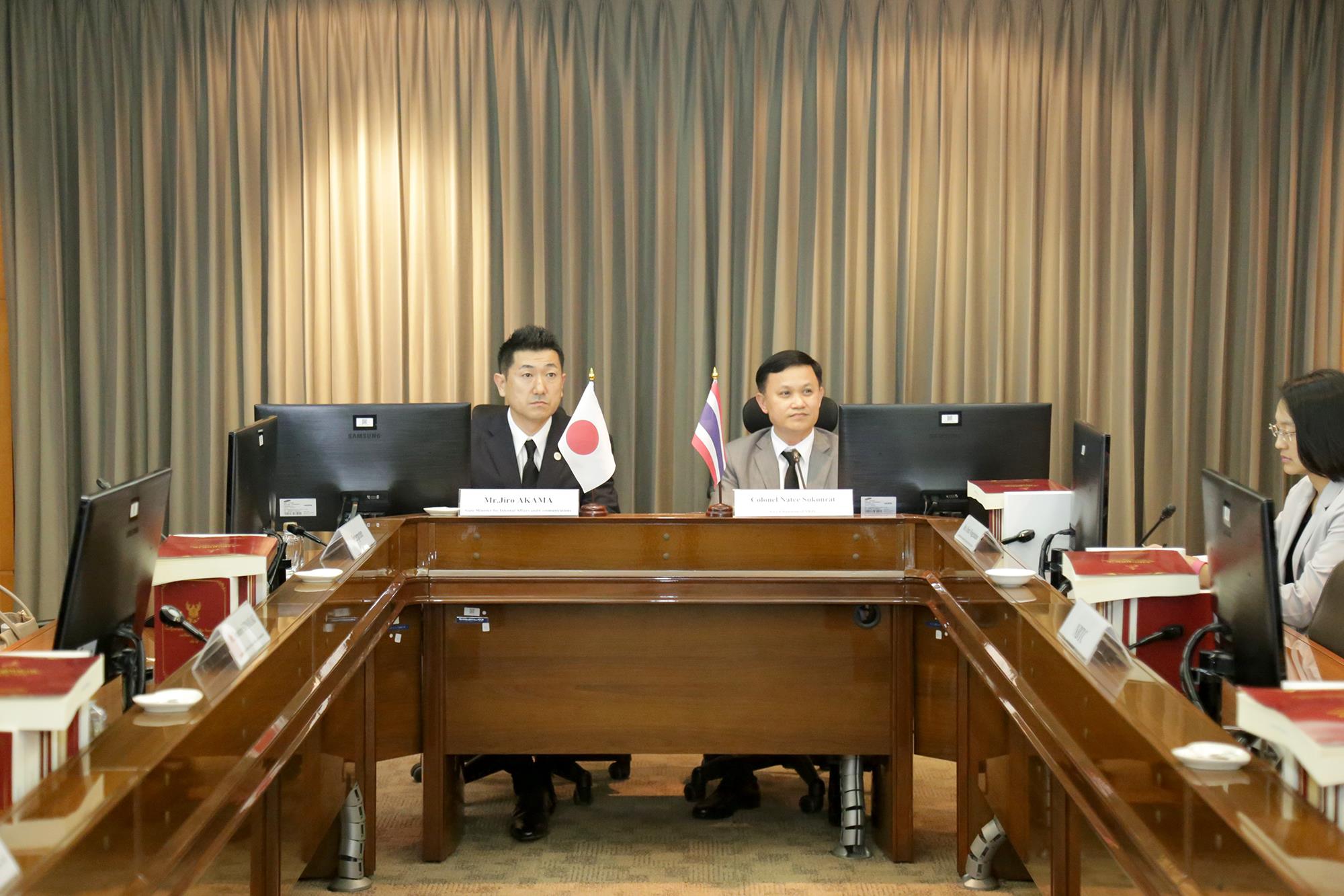 04-(1).jpg