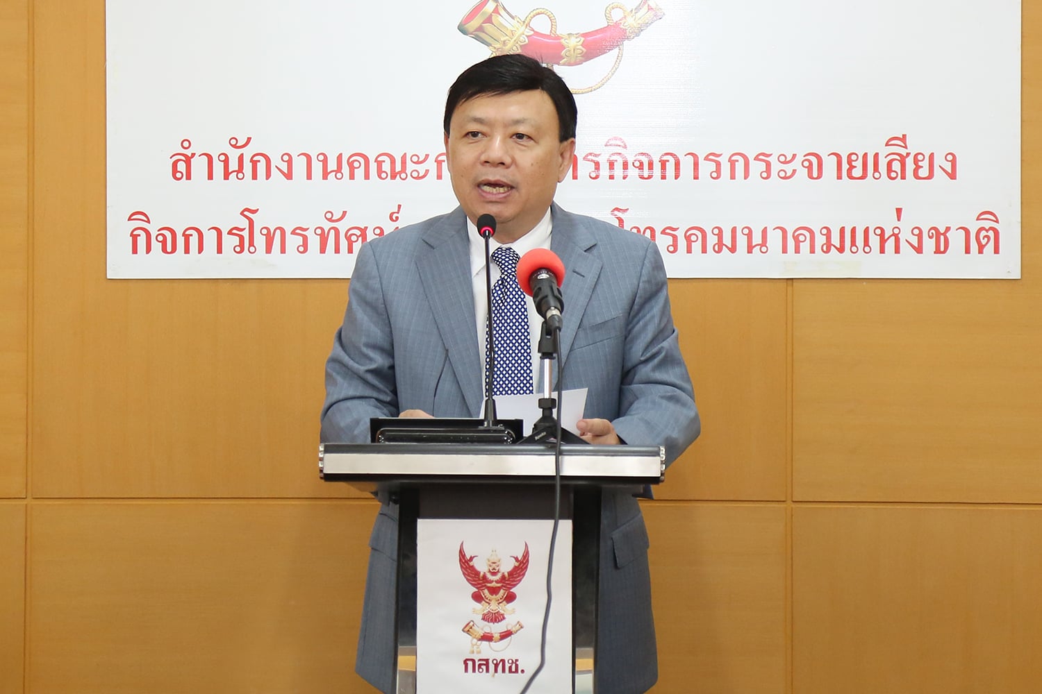 01-(1).jpg