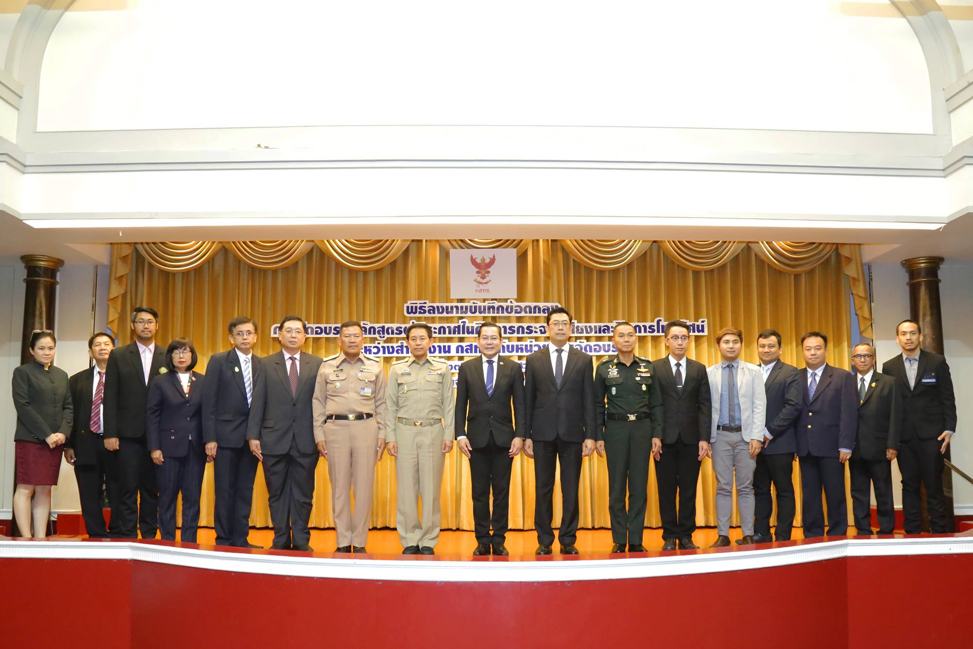 01-(1).jpg